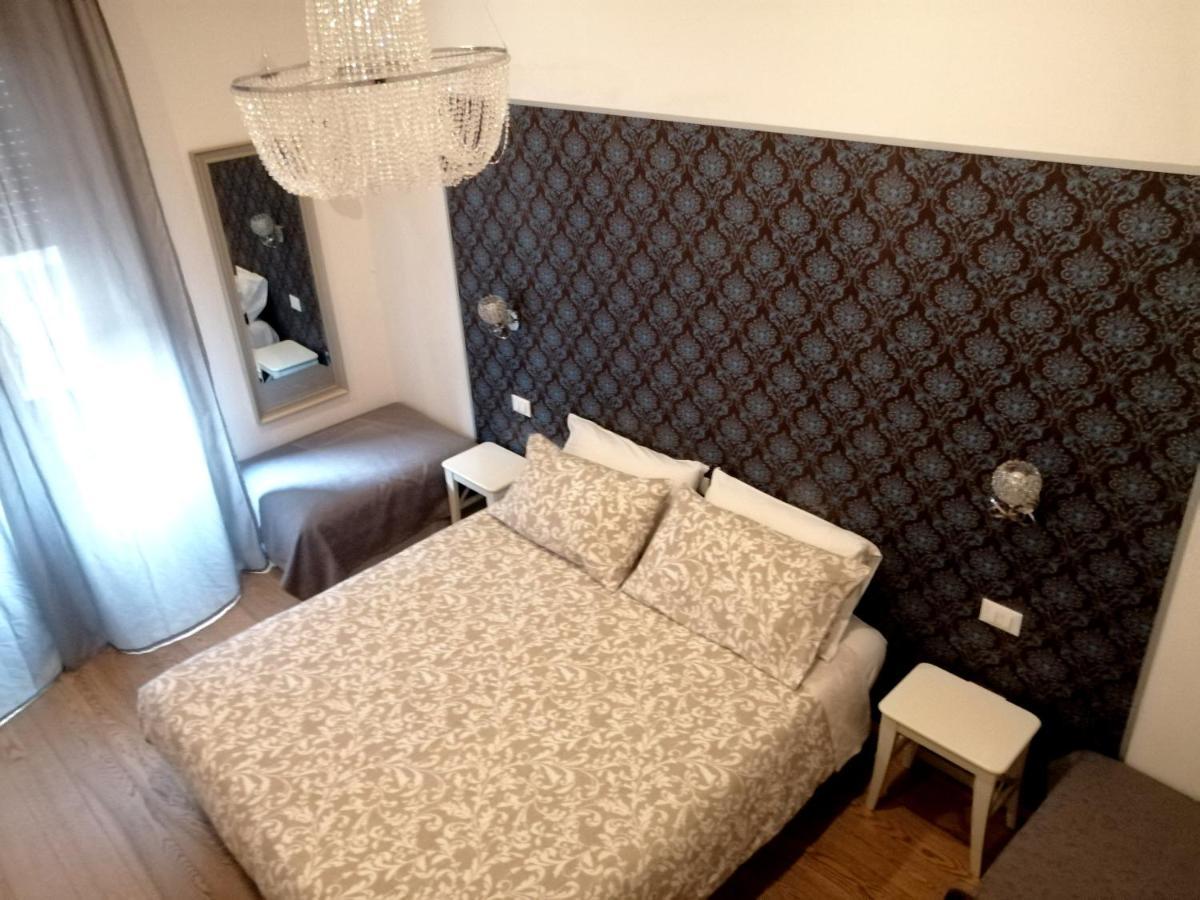 טרנטו Dante Rooms And Apartment מראה חיצוני תמונה