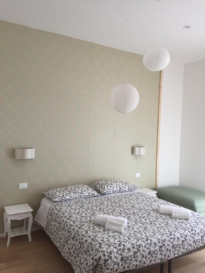 טרנטו Dante Rooms And Apartment מראה חיצוני תמונה