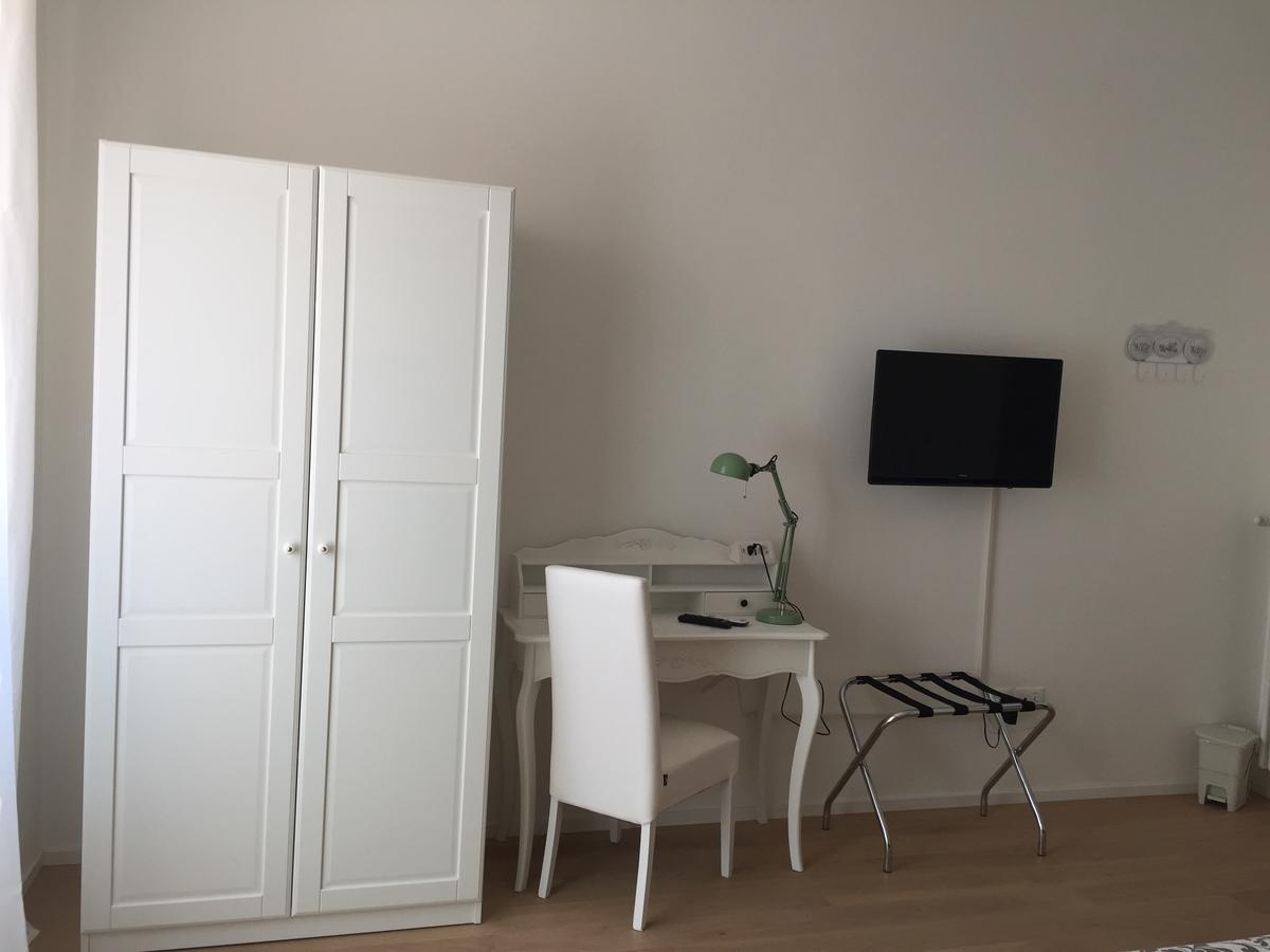 טרנטו Dante Rooms And Apartment מראה חיצוני תמונה