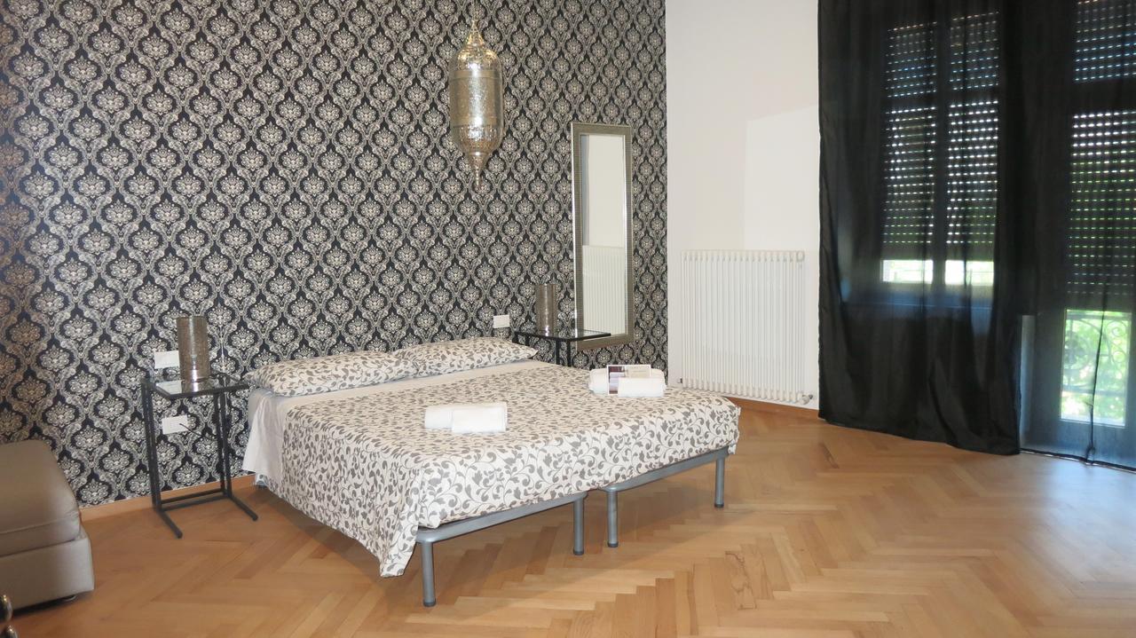 טרנטו Dante Rooms And Apartment מראה חיצוני תמונה